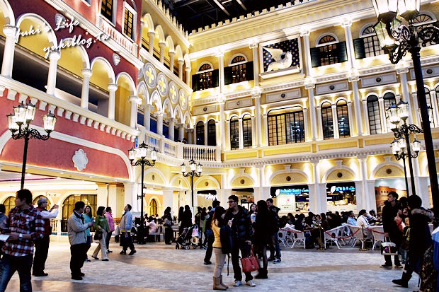 [板桥_逛]*megacity板桥大远百 我以为我到了威尼斯